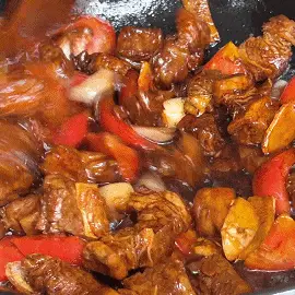 肉燉得越久，嘌呤含量越高？